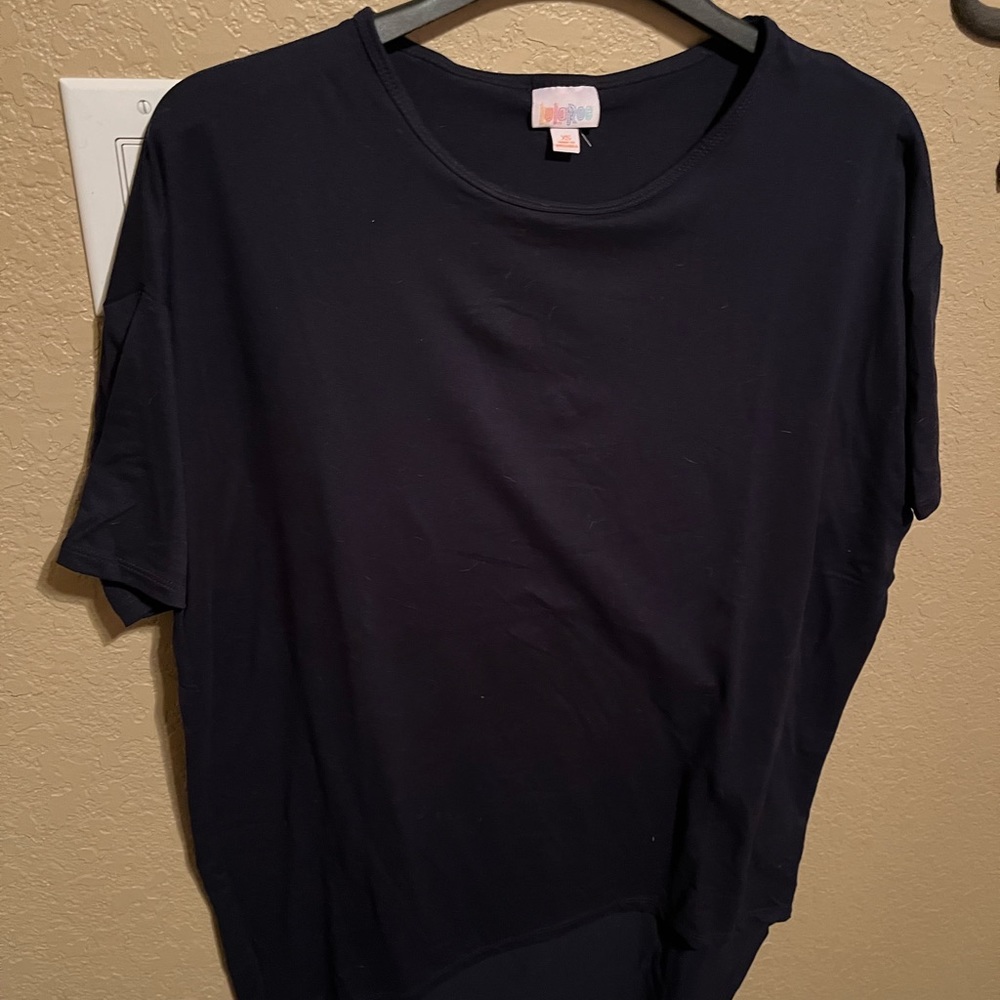*ALL LULAROE BOGO 50% OFF* Irma Tunic XSmall